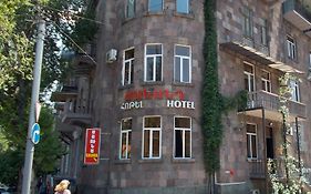 Manand Hotel